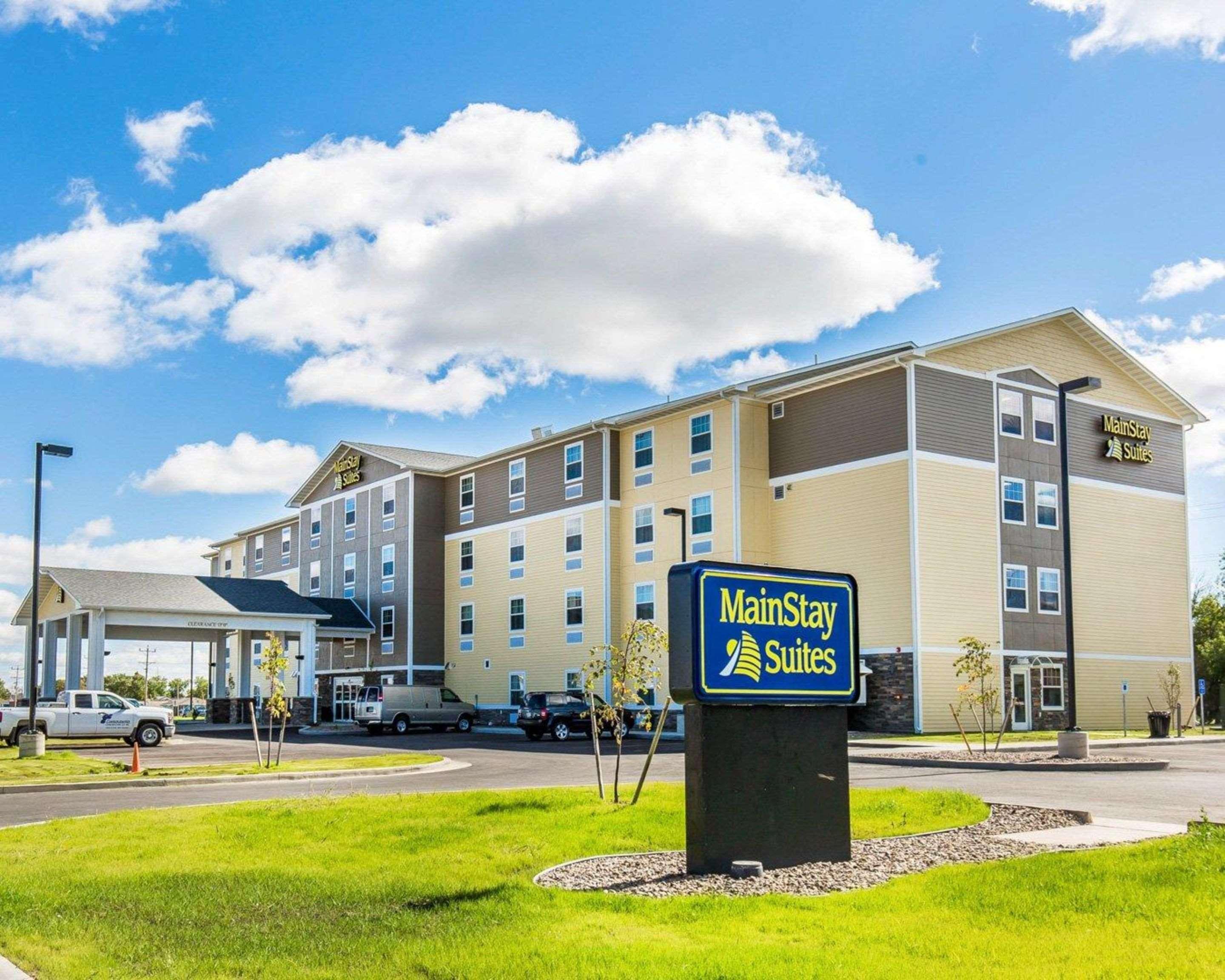 Mainstay Suites Sidney - Medical Center Exteriör bild